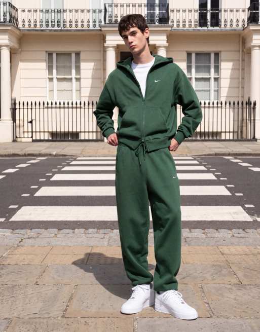 Nike Solo Fleece full zip fleece co-ord in dark green, 2 of 3