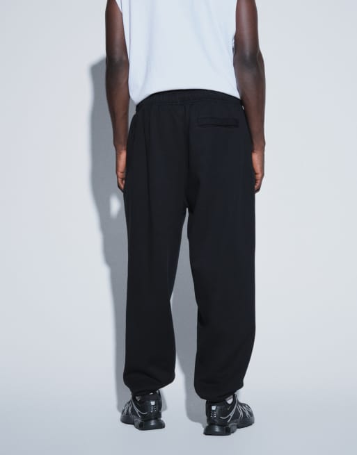 Nike Solo Fleece raka joggers med mudd i svart, 3 av 5