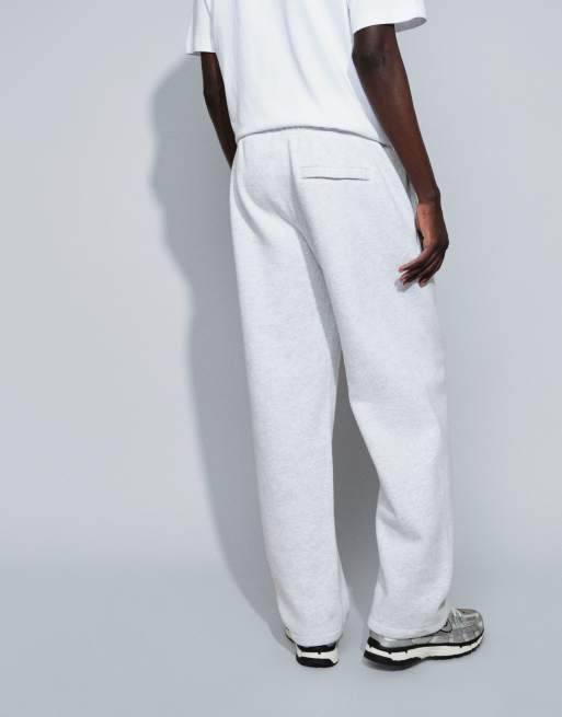 Nike Solo Fleece straight leg bungee joggers in lichtgrijs, 5 van 5