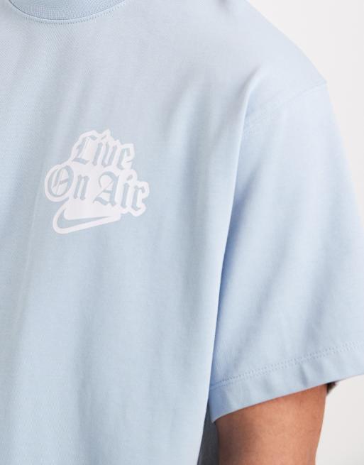 Nike Solo Fleece t-shirt med grafiskt tryck på ryggen i ljusblått, 5 av 5
