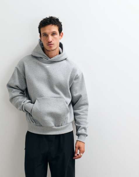 Nike – Solo – Oversize-Kapuzenpullover aus Fleece in Grau mit mittigem Swoosh-Logo - view 1