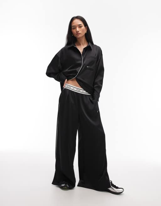 Nike - Sorte bukser med vide ben og linningdetalje i satin, 3 af 5