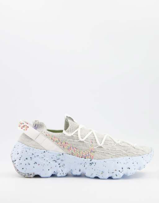 Nike – Space Hippie 04 – Buty sportowe w odcieniu bieli