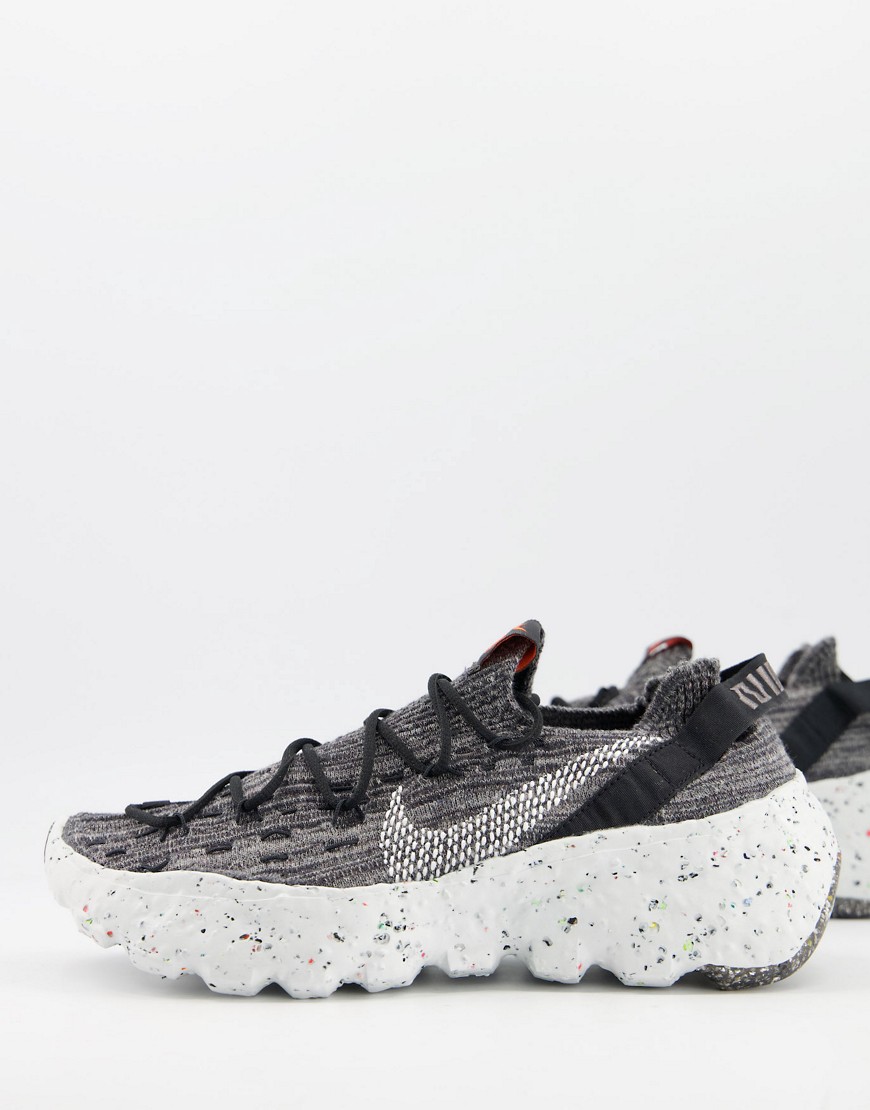 Nike Space Hippie 04 Flyknit sneakers in gray-Grey