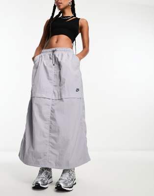 Sport Utility woven skirt in gray