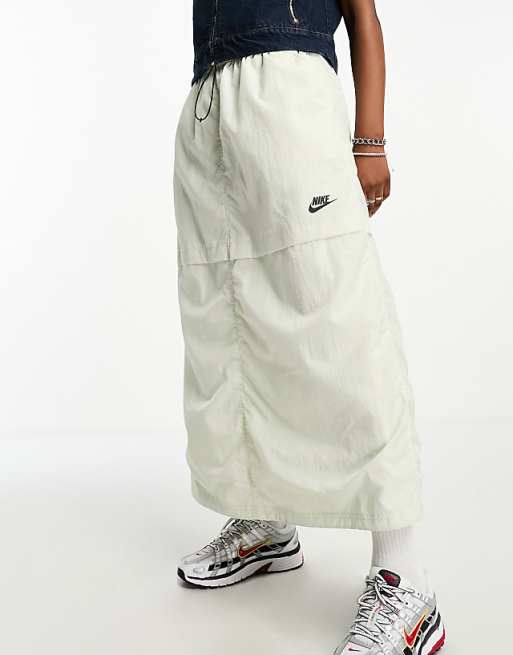 Nike Sport Utility woven skirt in green | ASOS Nike Sport Utility woven skirt in green | ASOS