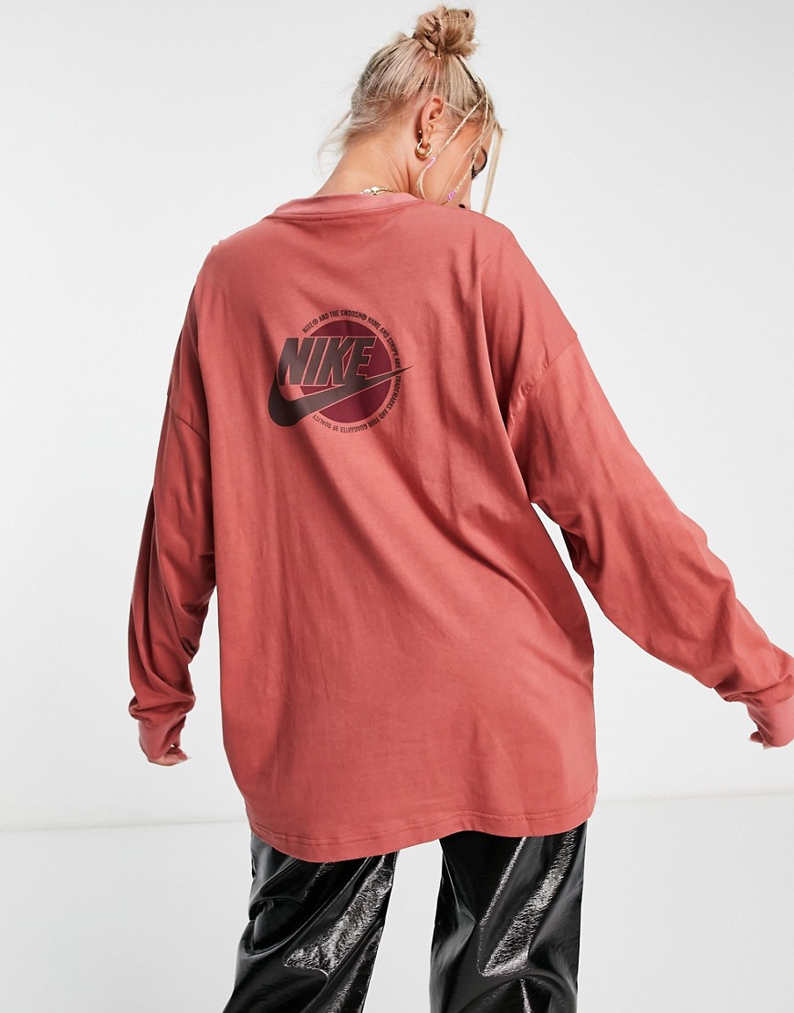 Nike Sports Utility back graphic long sleeve t-shirt in canyon rust-Red