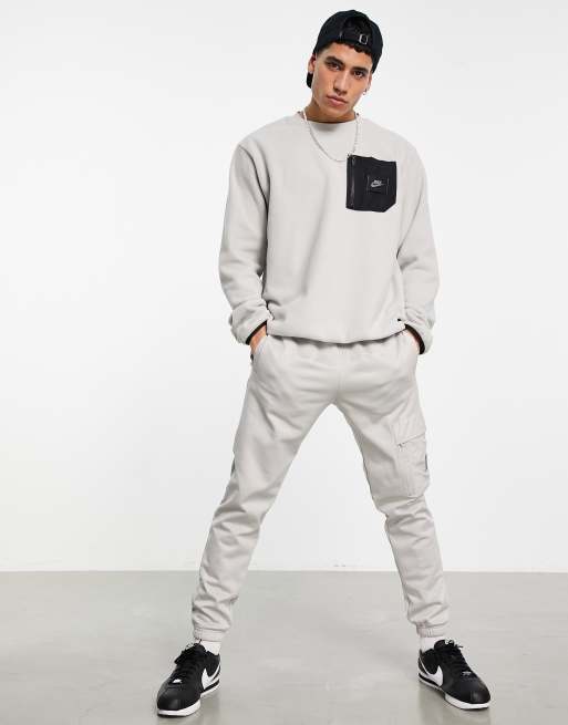 Nike discount cargo sweatshirt