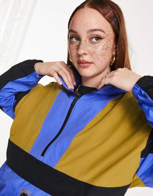 Nike Sports Utility graphic packable quarter zip jacket in blue