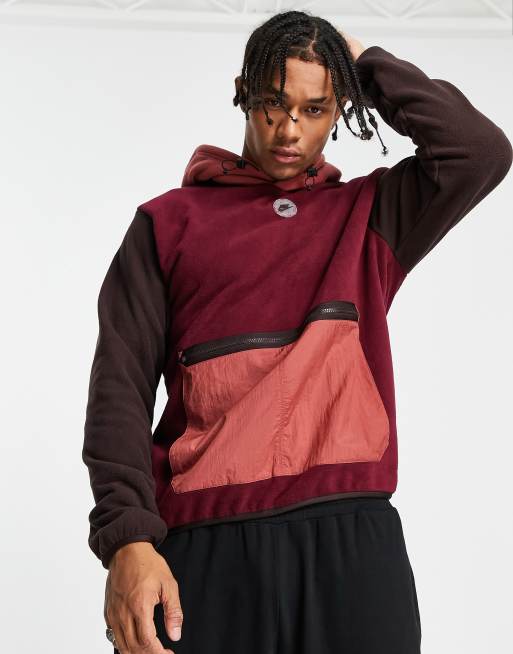 Aplicando Campo Célula somatica Nike Sports Utility hooded fleece in beetroot with contrast pocket and hood  | ASOS