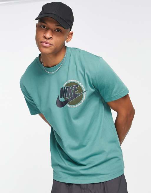 Nike - Sports - Utility T-shirt in licht biocoastal