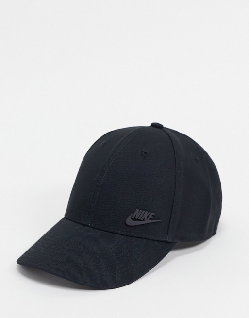 Nike Sportswear cap in black
