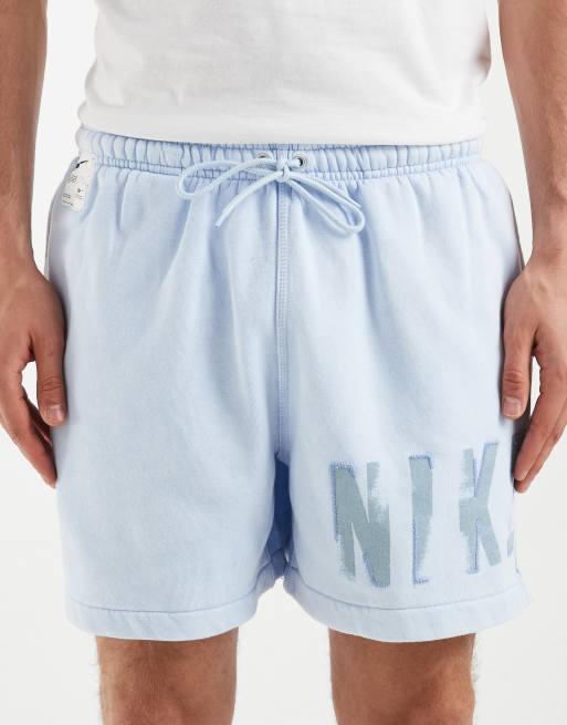 Nike Sportswear Club shorts with elastic waist in light blue, 2 of 5