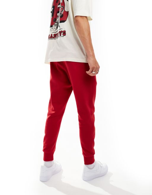 Nike Sportswear Club sweatpants in red , 3 of 5