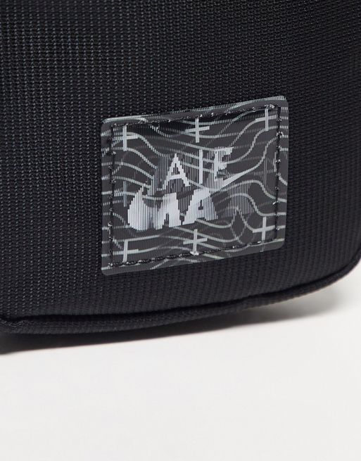 Black Nike Sportswear Essentials Cross-Body Bag
