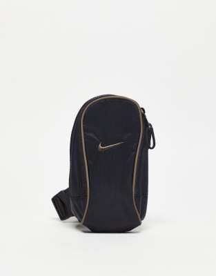 Nike Sportswear – Essentials – Czarna saszetka crossbody unisex - view 1