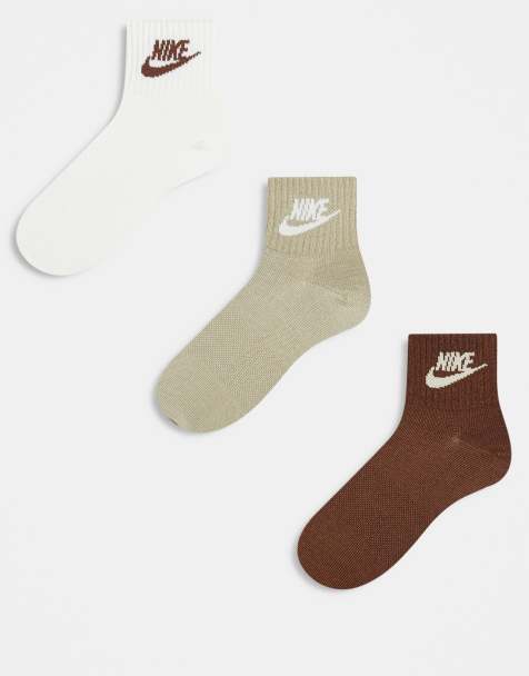 Nike Sportswear Everyday Essential 3 pack socks in multi - view 1