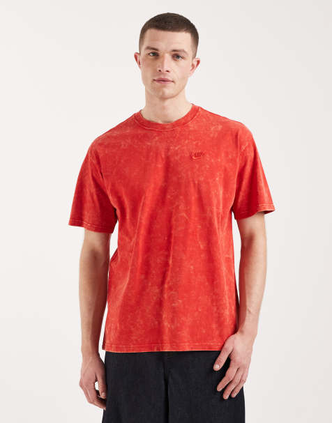 Nike Sportswear Max 90 Club wash t-shirt in red