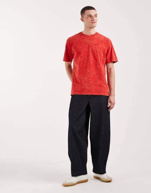 Nike Sportswear Max 90 Club washed t-shirt in red, 2 of 5