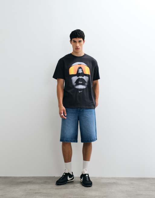 Nike Sportswear Max 90 short sleeve crew neck graphic T-shirt in black, 2 of 5