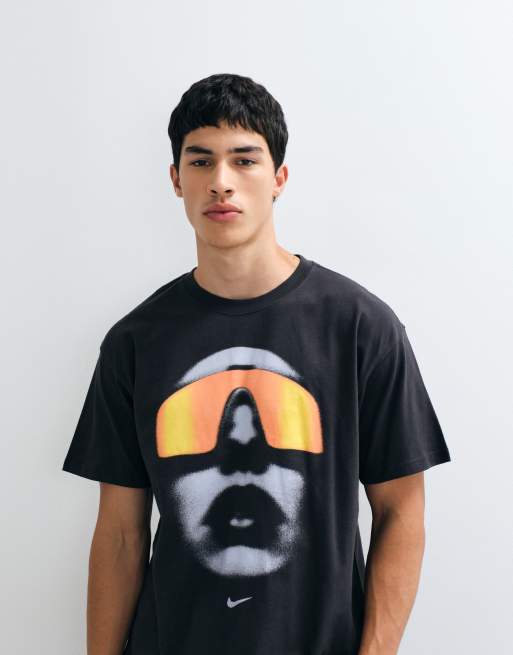Nike Sportswear Max 90 short sleeve crew neck graphic T-shirt in black, 4 of 5