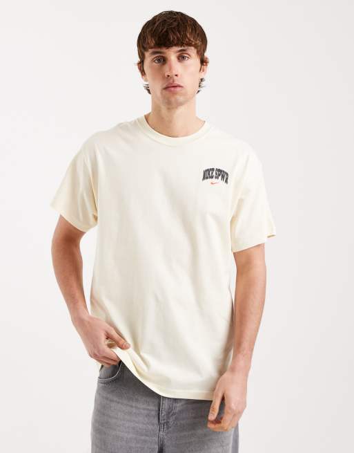 Nike – Sportswear – Naturvit t-shirt med tryck baktill, 3 av 5