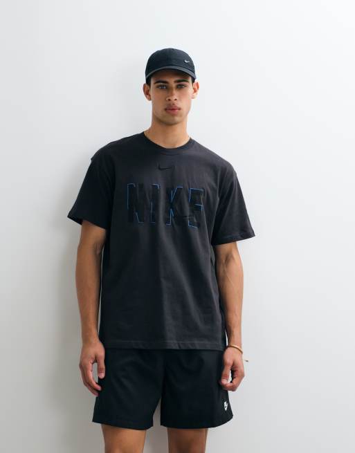 Nike Sportswear short sleeve crew neck T-shirt in black, 5 of 5