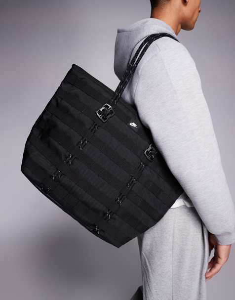 Nike Sportswear tote bag in black - view 1