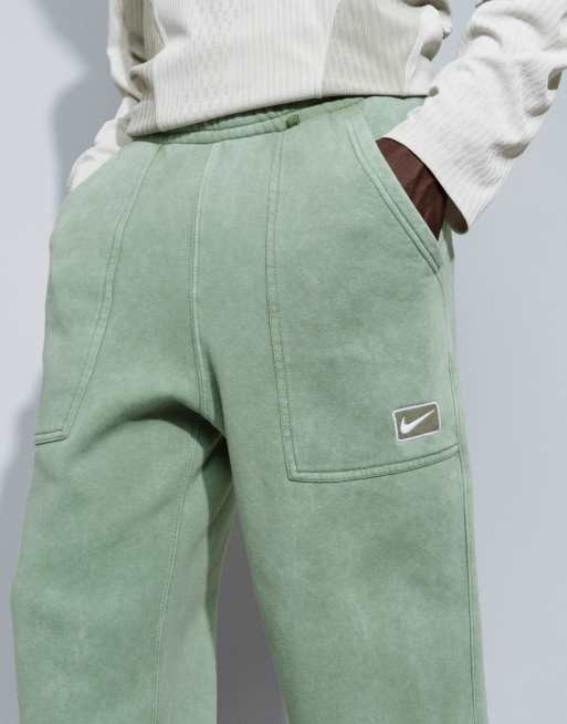 Nike spray graphic open hem joggers in washed khaki, 5 of 9