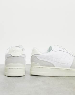 nike squash type trainers