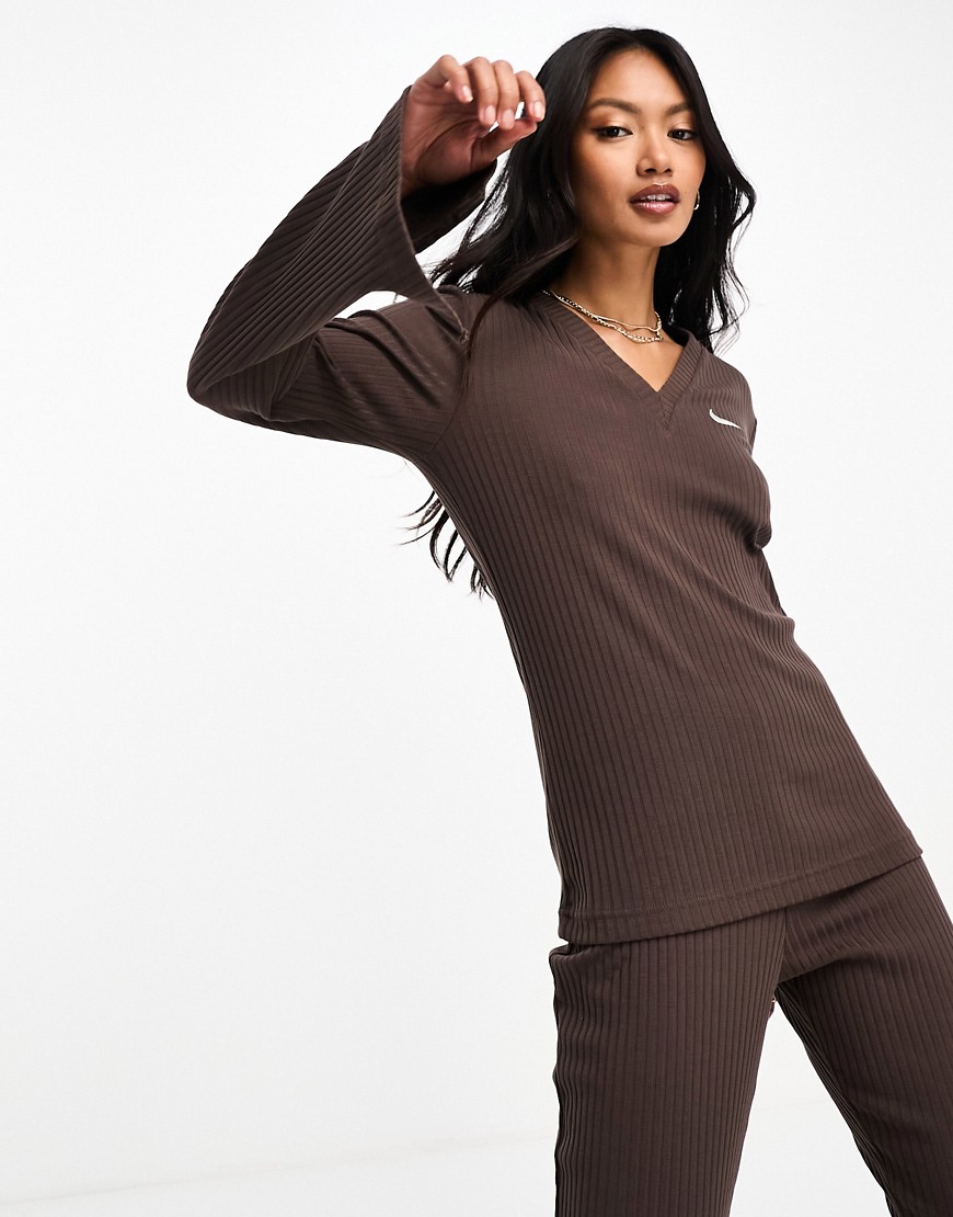 Nike statement jersey rib v-neck long sleeve top in baroque brown