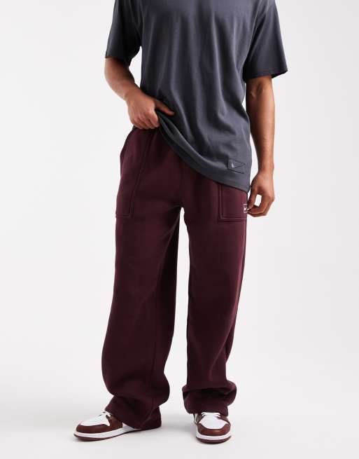 Nike Street fleece tapered joggers in burgundy, 2 of 5