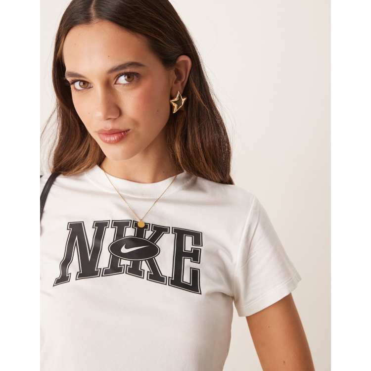 【NIKE】クール可愛い♪グラフィックトップStreet Graphic Top Nike Sportswear Street Women's Oversized Short-Sleeve