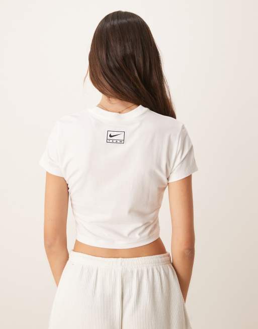 Nike Street graphic cropped t-shirt in cream | ASOS