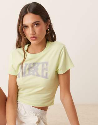 Nike Street Graphic Cropped T-shirt In Green
