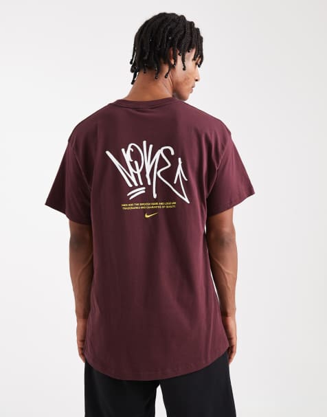 Nike Street graphic t-shirt in burgundy - view 1