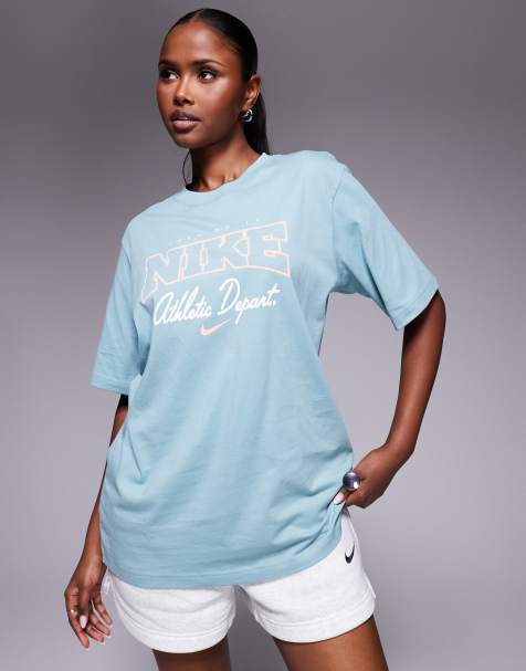 Nike Street Hook oversized graphic t-shirt in green - view 1