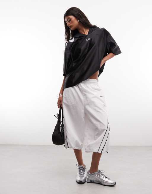 Nike Street jersey top in black and white, 3 of 4