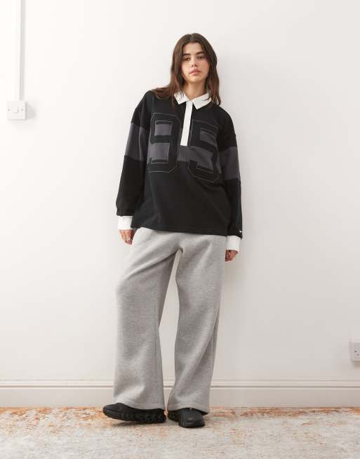 Nike Street long sleeve graphic polo in grey and black, 4 of 4