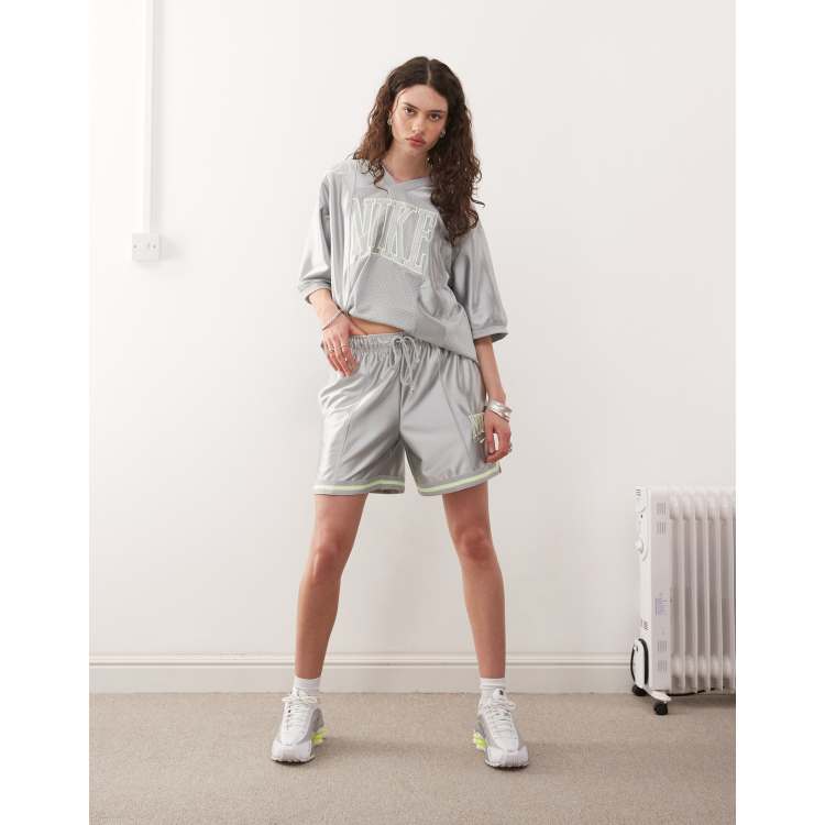 【PORTERNA】Rian Satin Shorts 87076713_97.jpg?ts=1741084520918