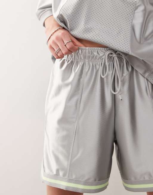 ★NIKE★ W STREET SATIN SHORT Nike Street satin shorts in cream | ASOS