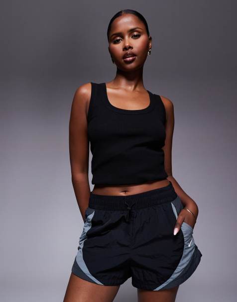 Nike – Street – Svarta och grå shorts med paneler, 3 tum - view 1
