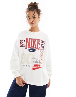 Nike - Street - Sweatshirt in Weiß mit Logo-Schwarz