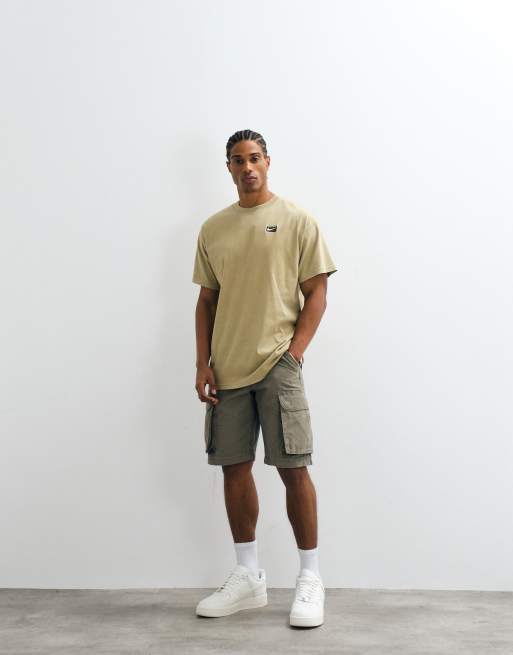 Nike - Street - T-shirt oversize kaki con logo bombato grande sul retro, 2 di 5