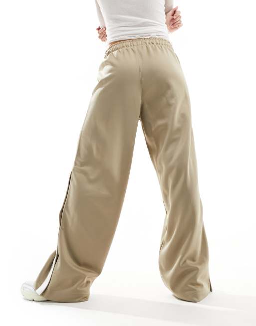 NIKE - lift  calf uk×JP 2way pants ベージュ パンツ M Amazon.com: Nike Sportswear Club Fleeceb Men's Cargo Pants