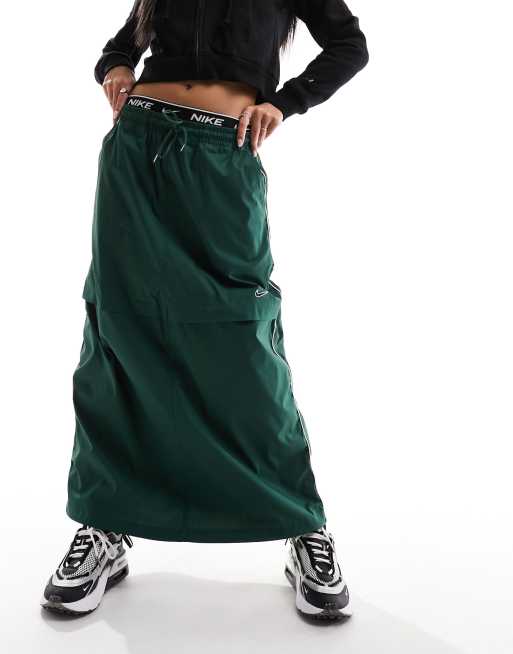 Nike Streetwear woven parachute skirt in dark green, 3 of 5
