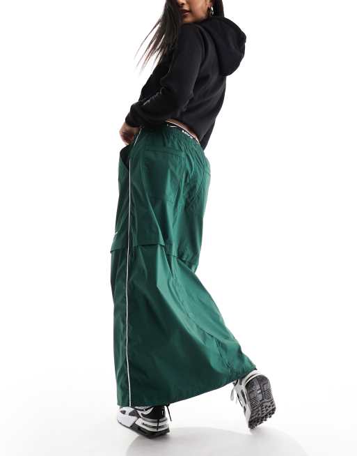 Nike Streetwear woven parachute skirt in dark green, 5 of 5