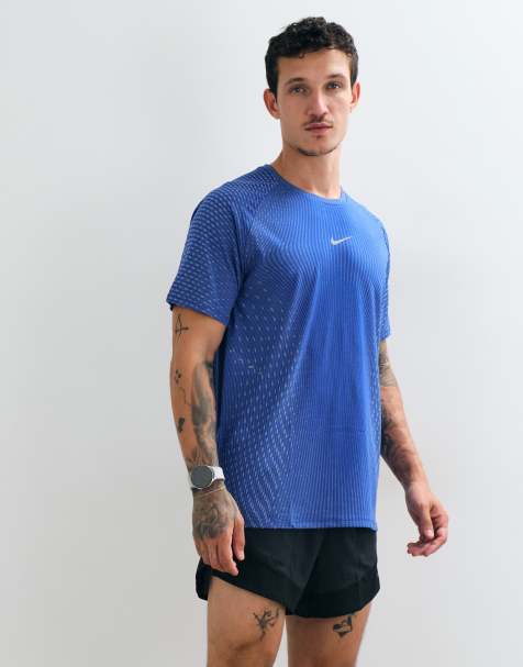 Nike Stride Aerofit top in blue - view 1