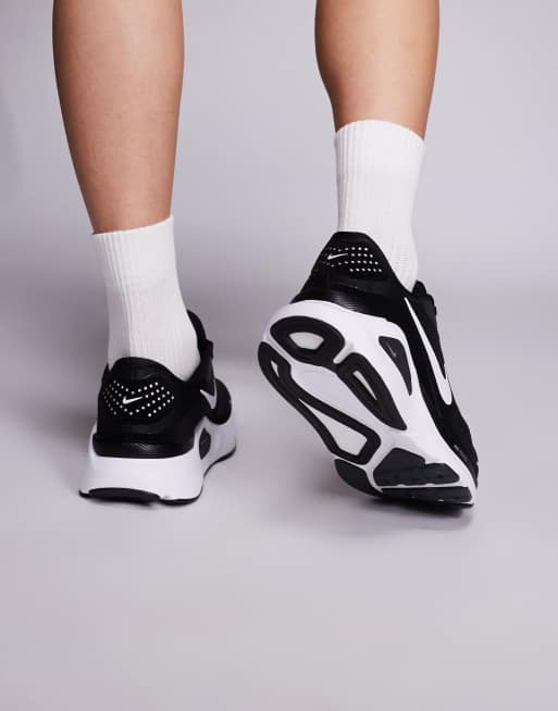 Nike – Structure 26 – Czarno-białe buty sportowe, 4 z 5