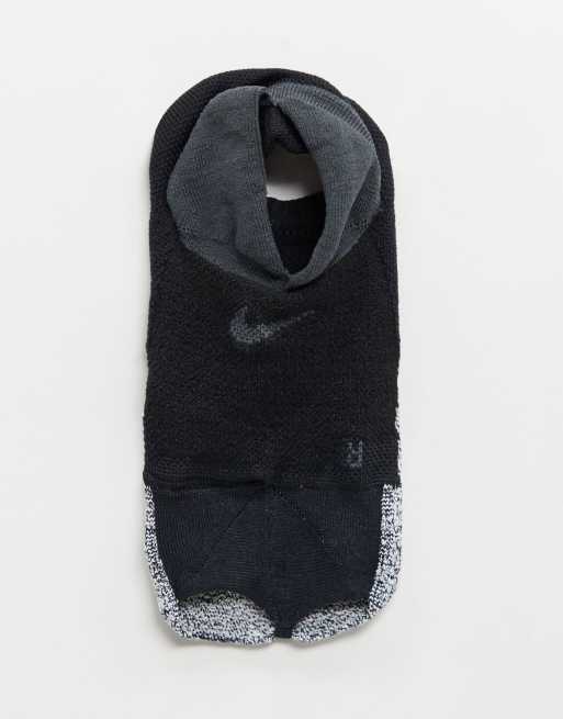 Nike Studio Chaussettes de yoga antiderapantes Noir ASOS